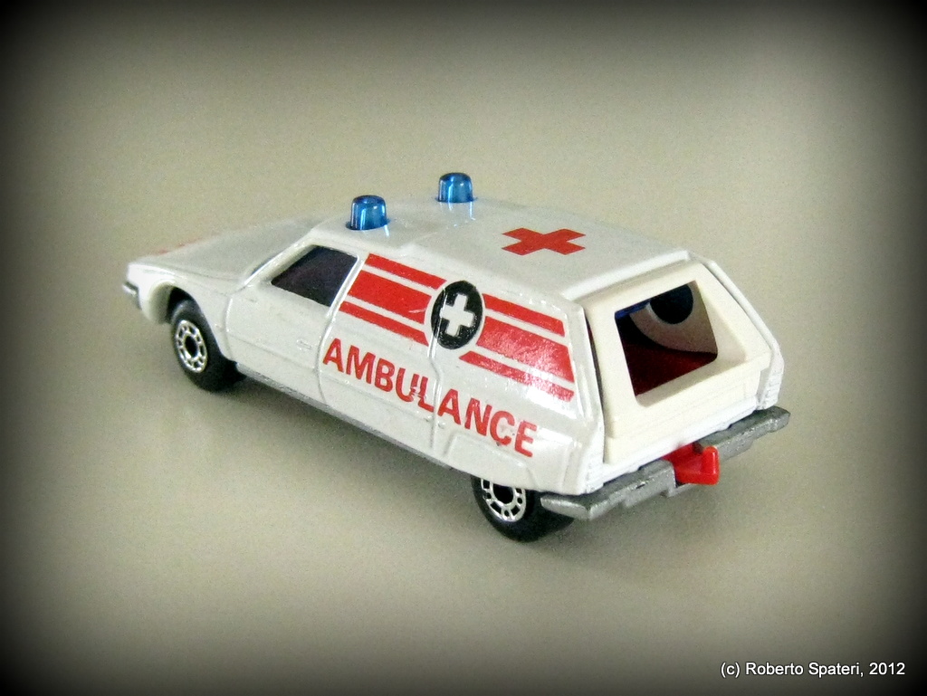 Matchbox Citroen CX Ambulance (n.MB-12 (1979))